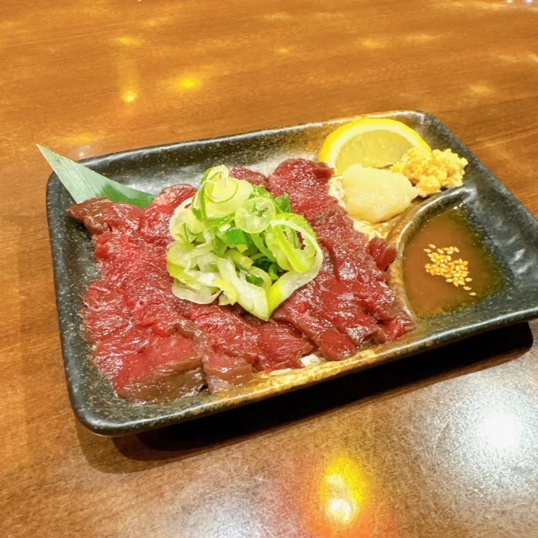 【豊富なお酒とお肉！🍖】